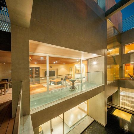 Azabu Modern House The Tokyo Tower Can Be Seen From The Villa 500M2 Exterior photo